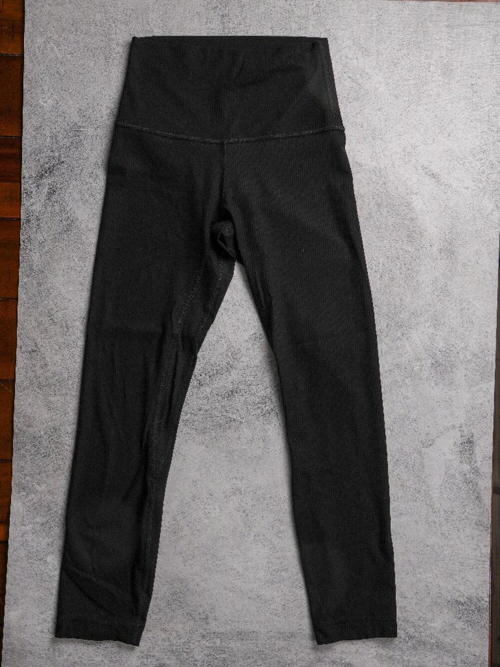 Lululemon Align High-Rise Ribbed Crop 23" Size 2